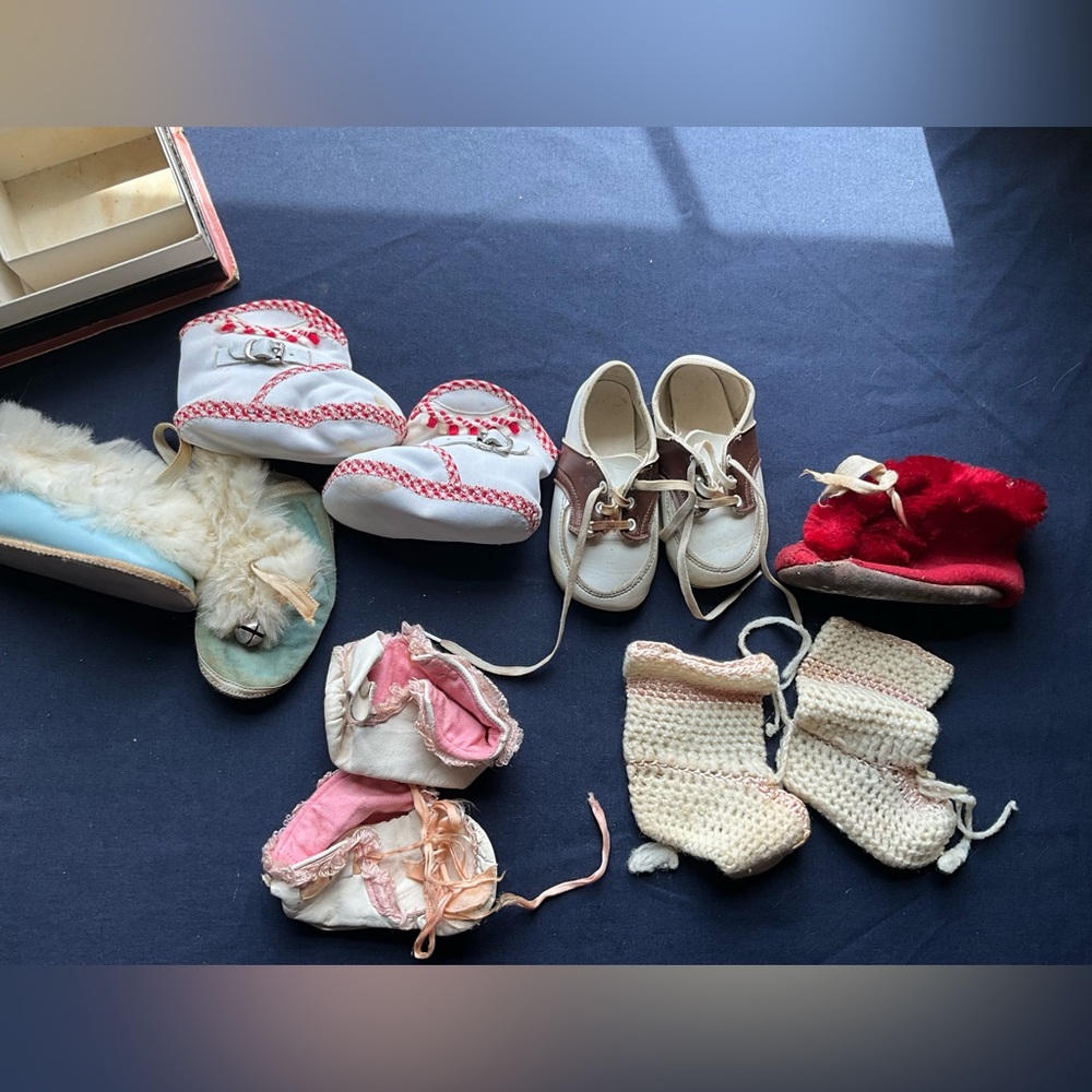 Vintage Lot of 4 Pairs Infant Shoes Leather Crochet
